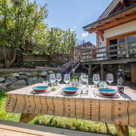 Superb Chalet With Balcony In Chamonix