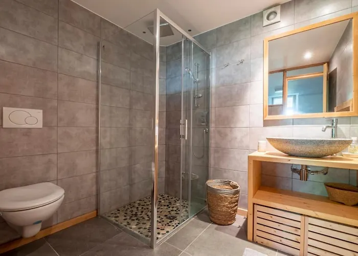 Superb Chalet With Balcony In Chalet *